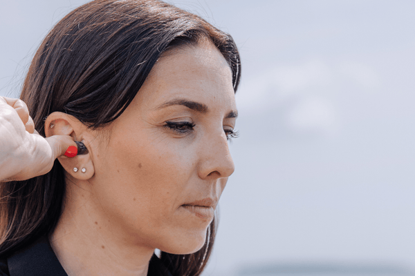 Bouchon d’oreille pour open space : calme sans coupure sociale - TO THE MOOD